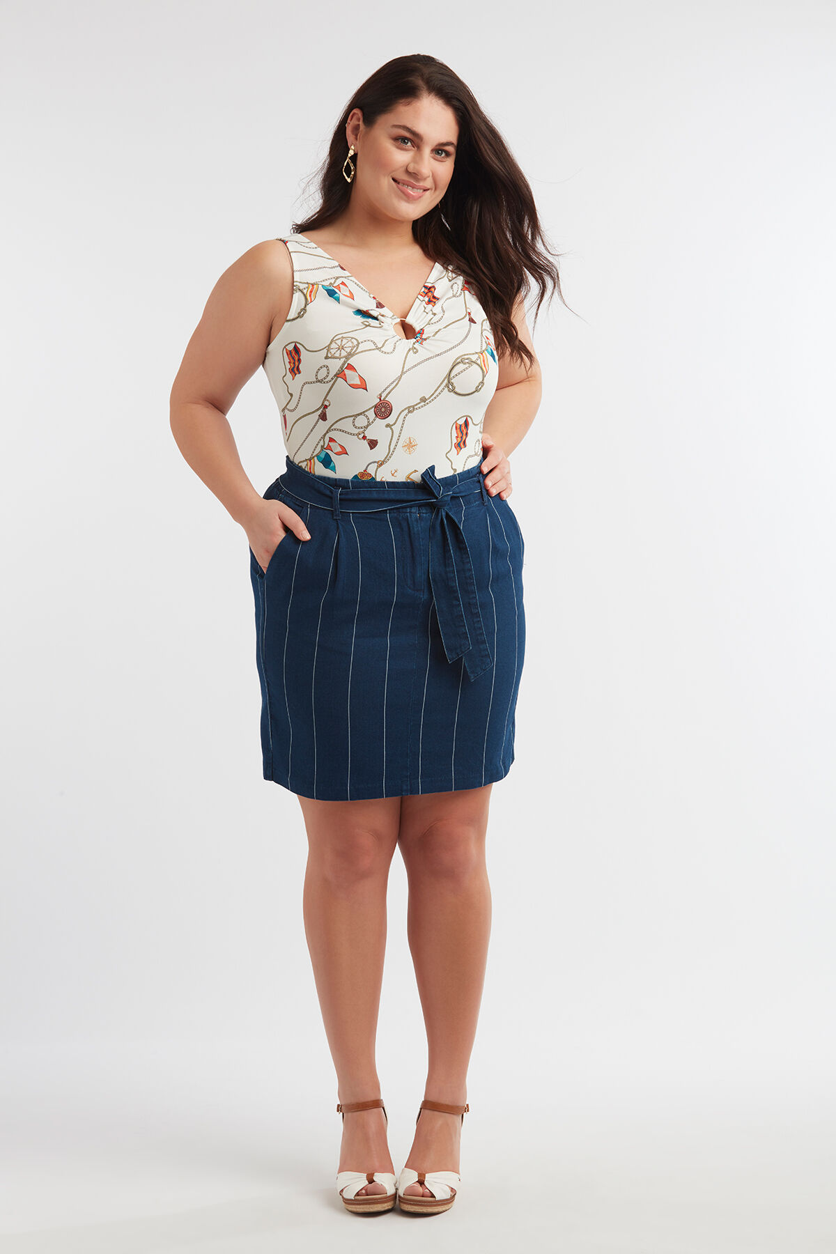 Jupe &agrave; rayures fines image number 4