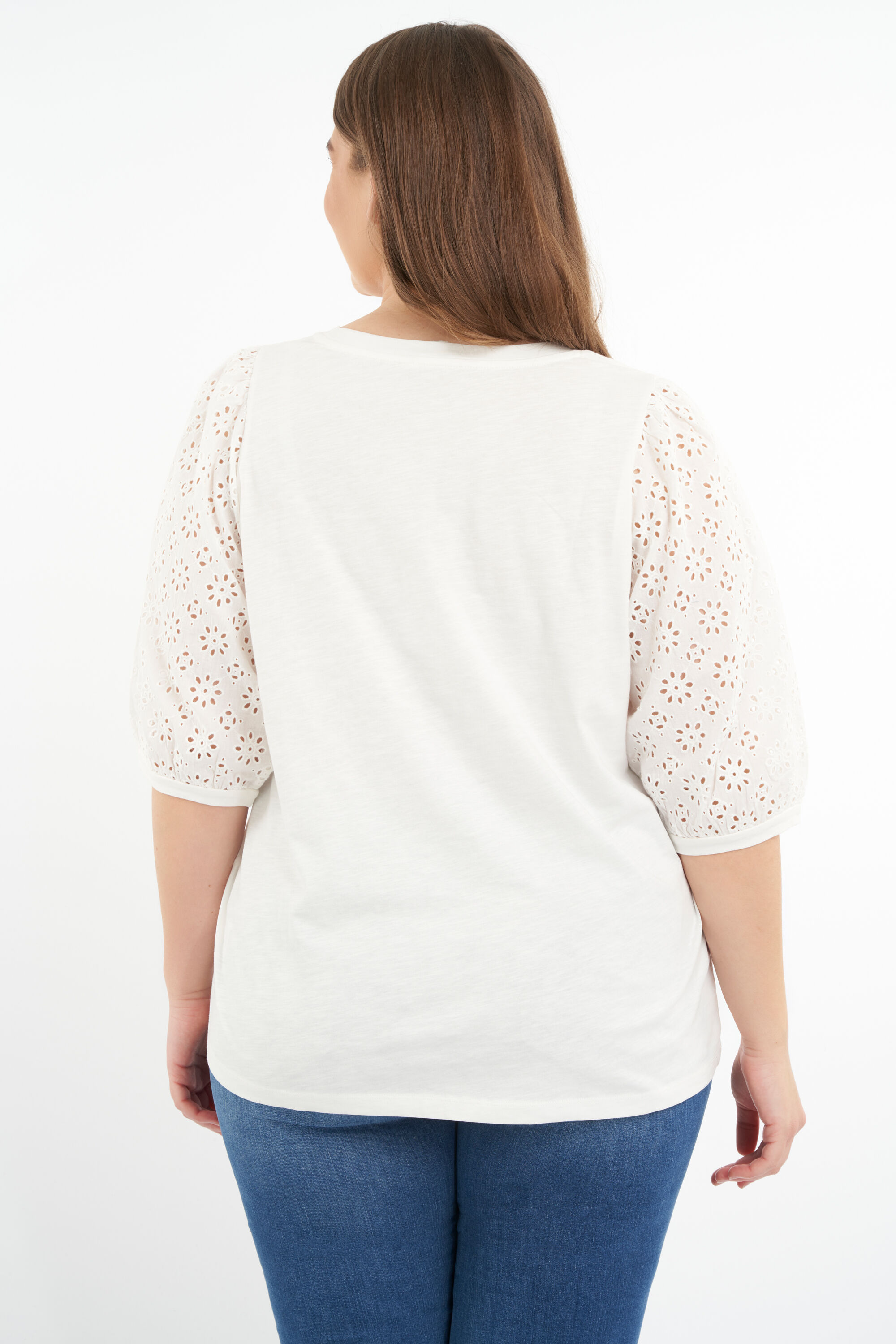 Haut &agrave; broderie image number 3