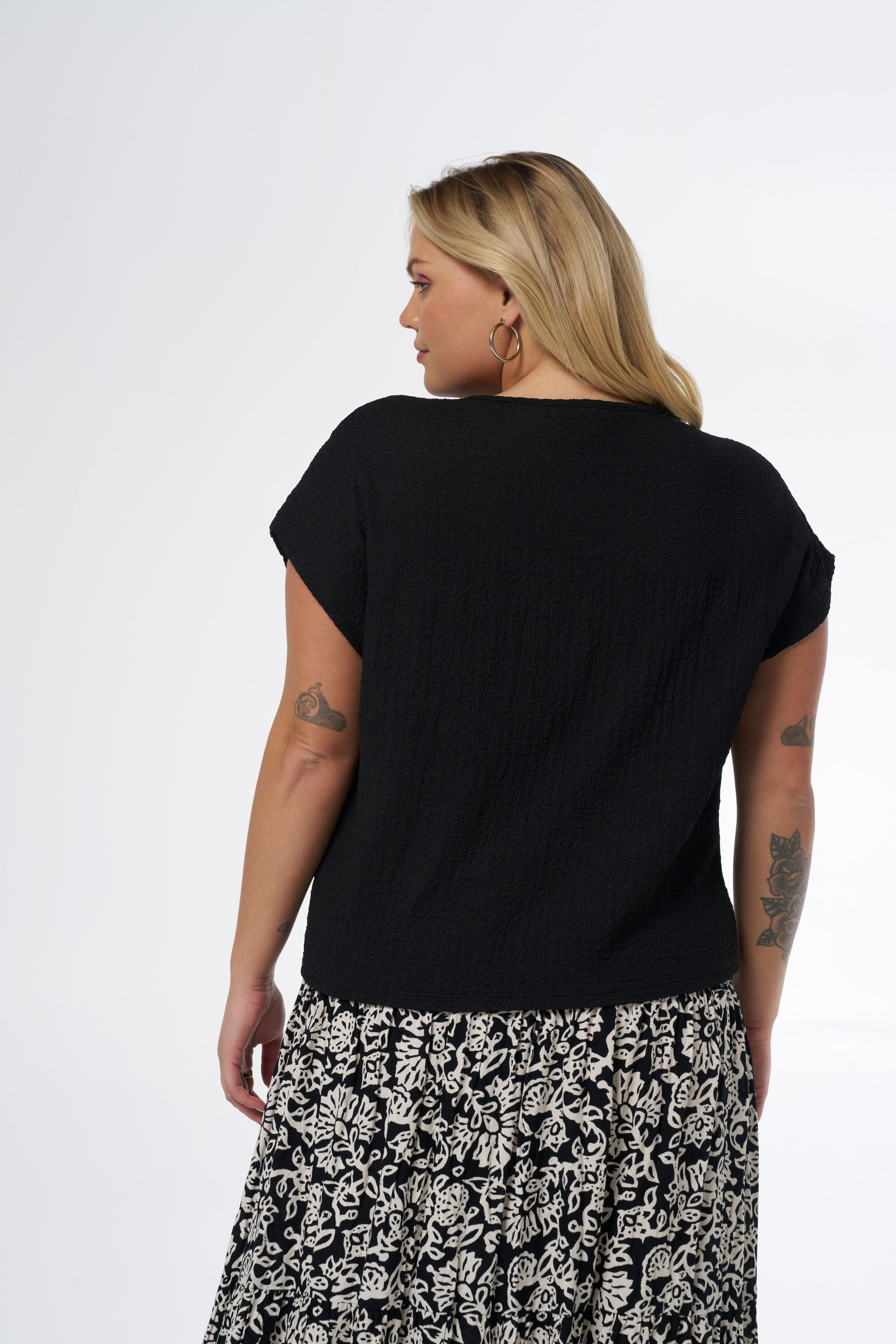 Haut avec tissu textur&eacute;  image number 3