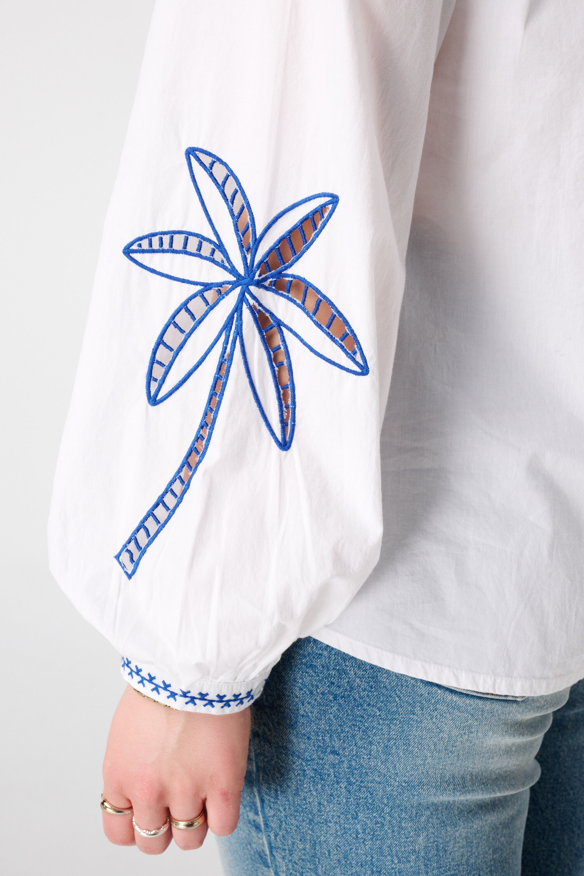 Blouse avec broderie image number 6