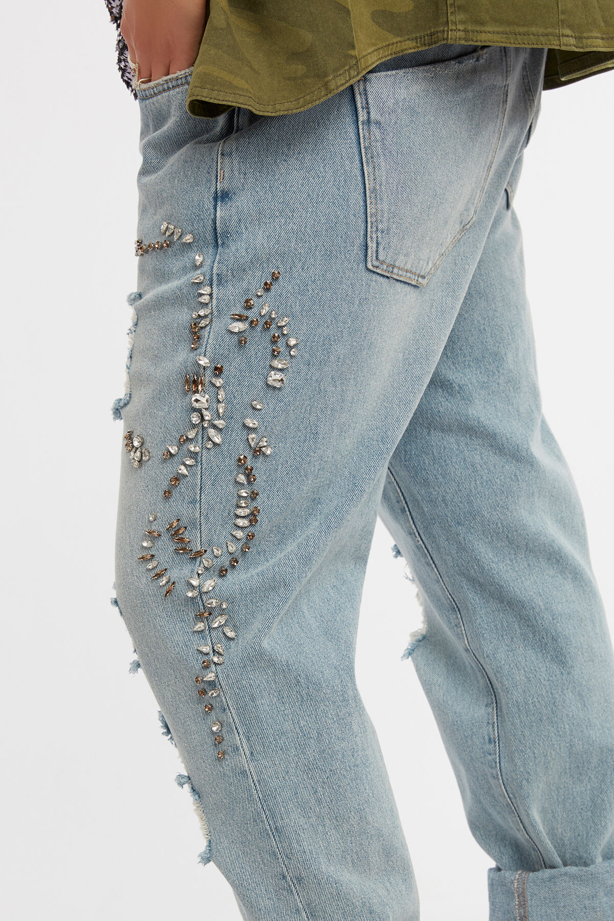 Jeans boyfriend avec strass image number 3