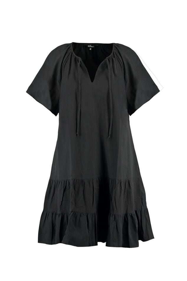 Robe courte et évasée image number 1