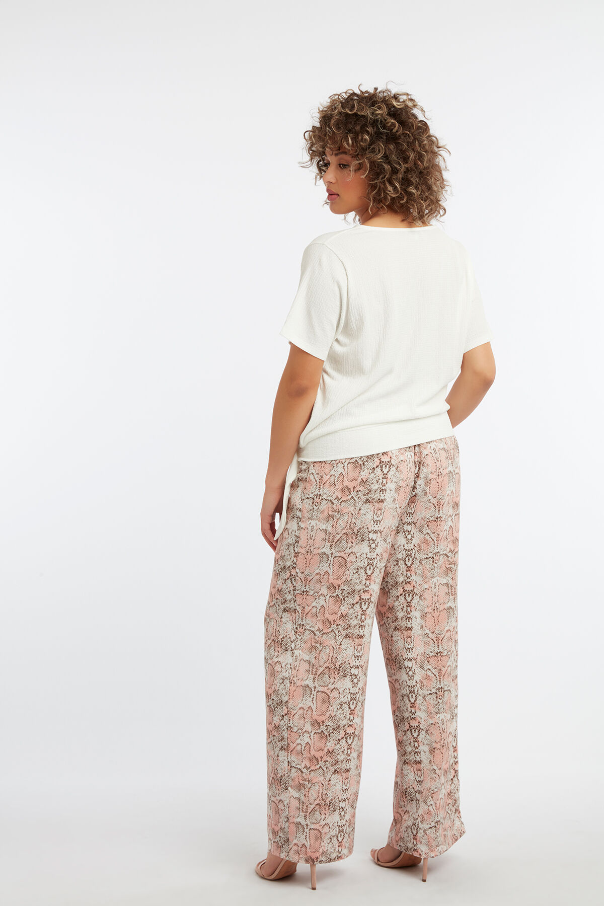 Haut cache-coeur avec boucle image number 5