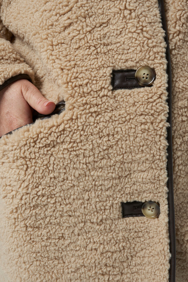 Veste teddy avec détails en cuir image number 4