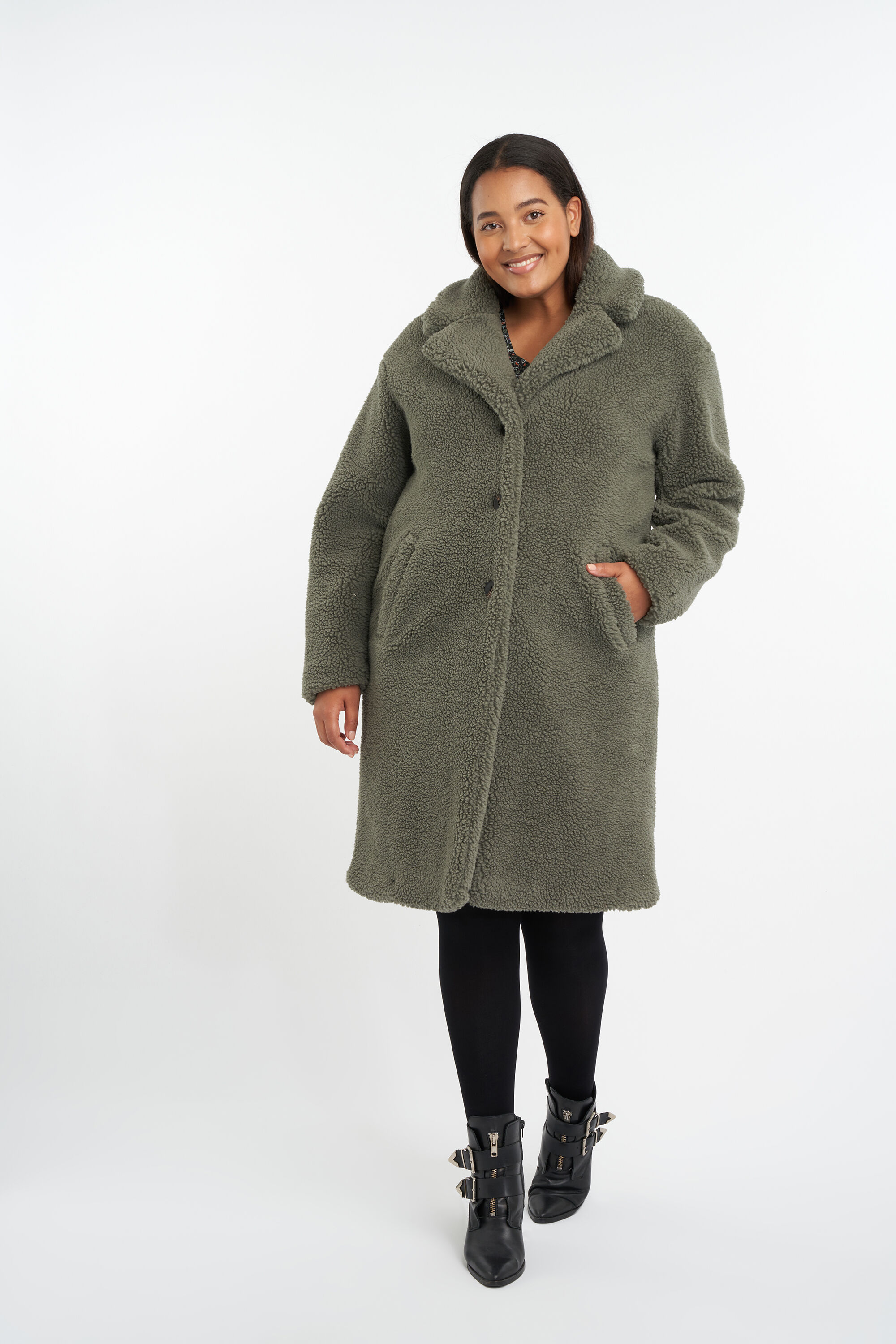 Veste en peluche surdimensionn&eacute;e image number 5