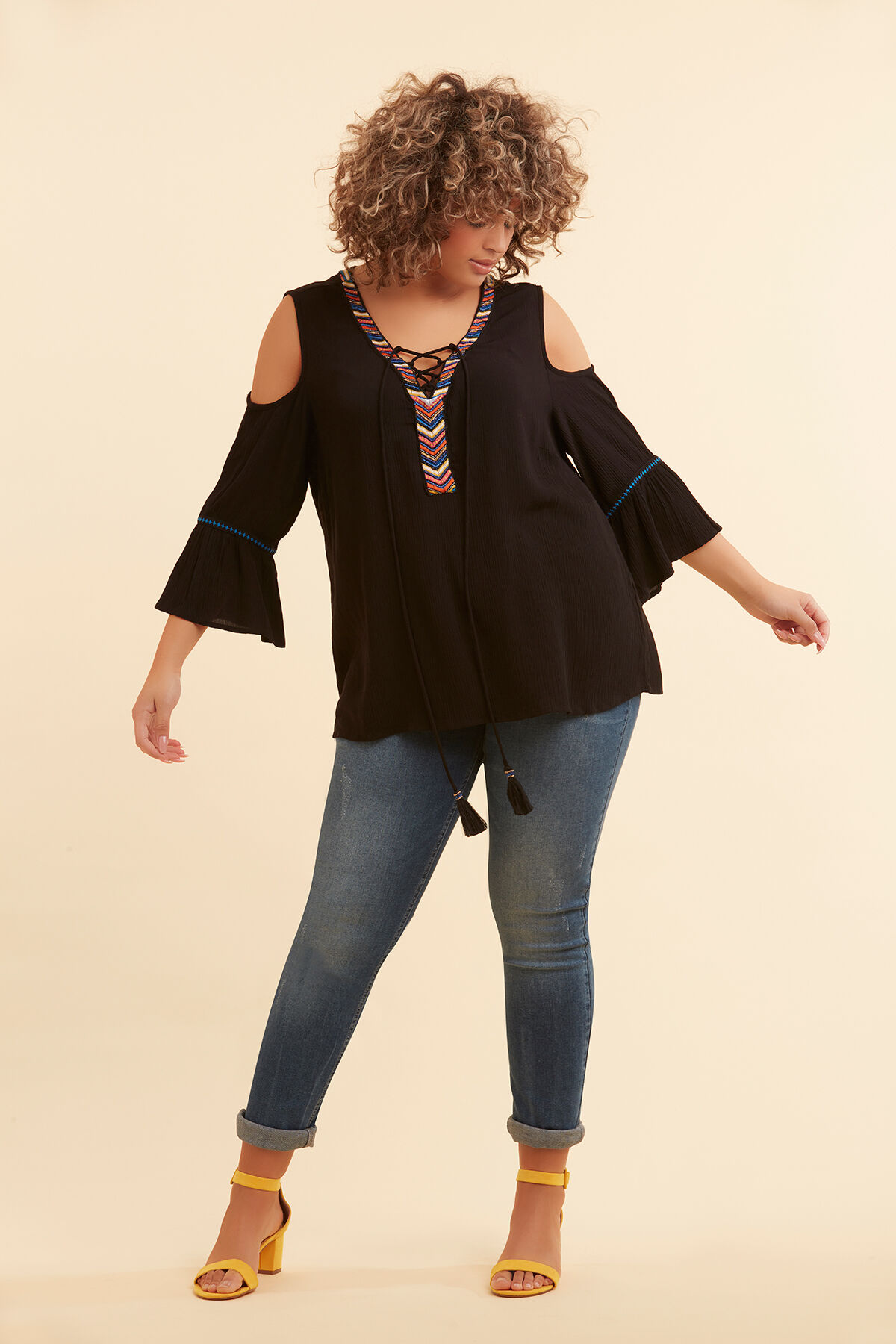 Chemisier &agrave; &eacute;paules ajour&eacute;es image number 5