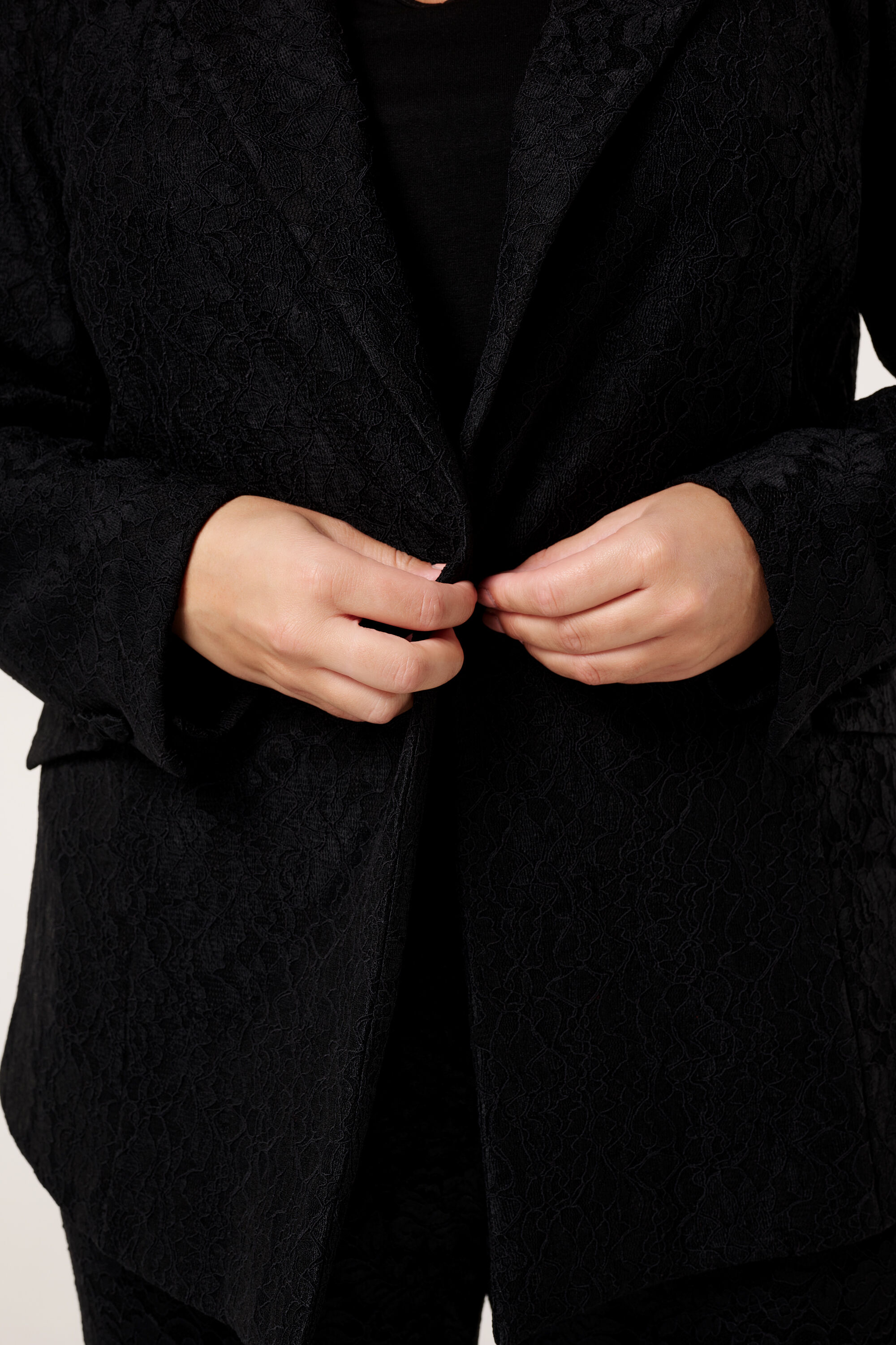 Blazer avec n&oelig;ud image number 4