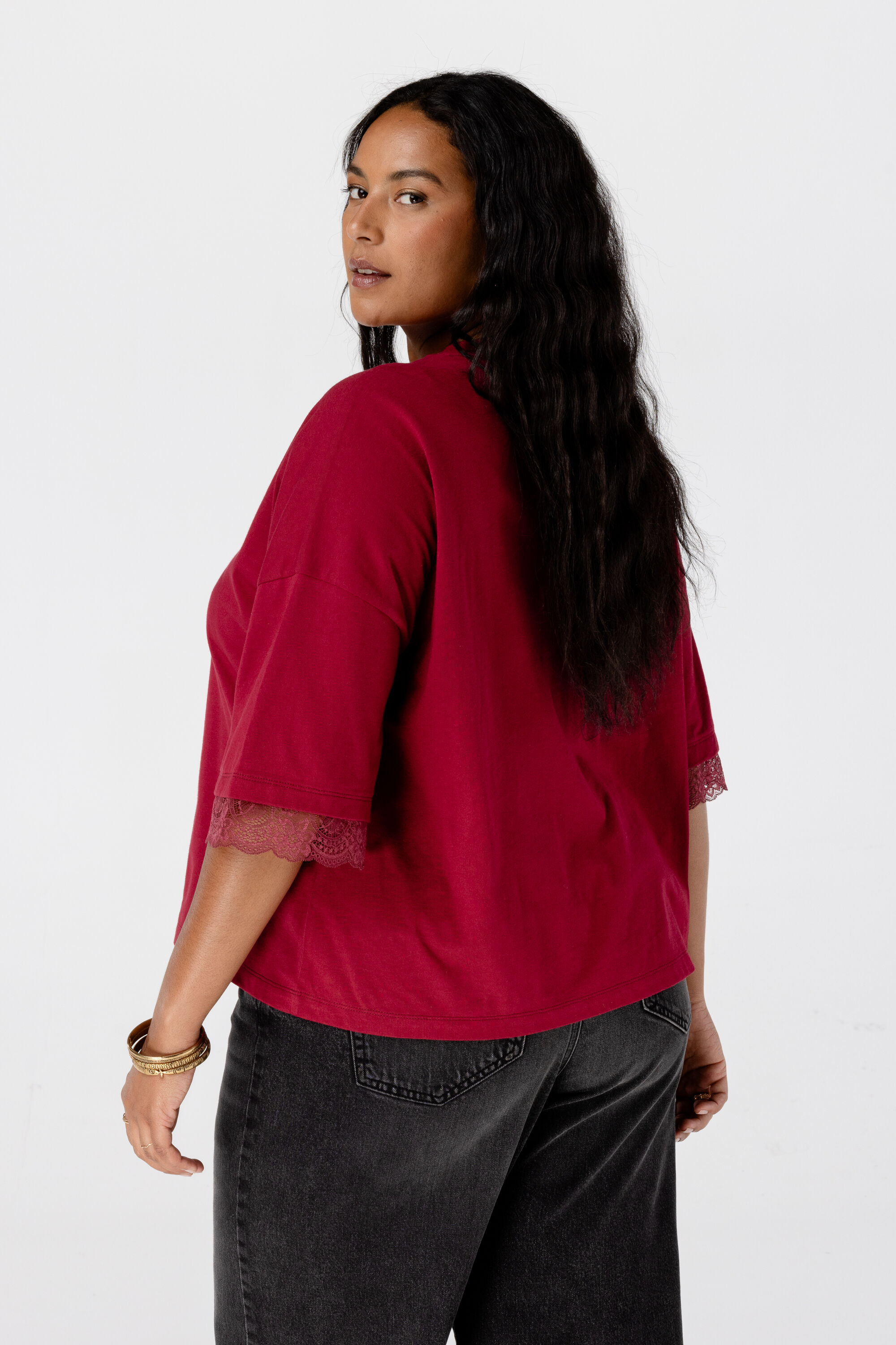 T-shirt avec d&eacute;tails en dentelle image number 3