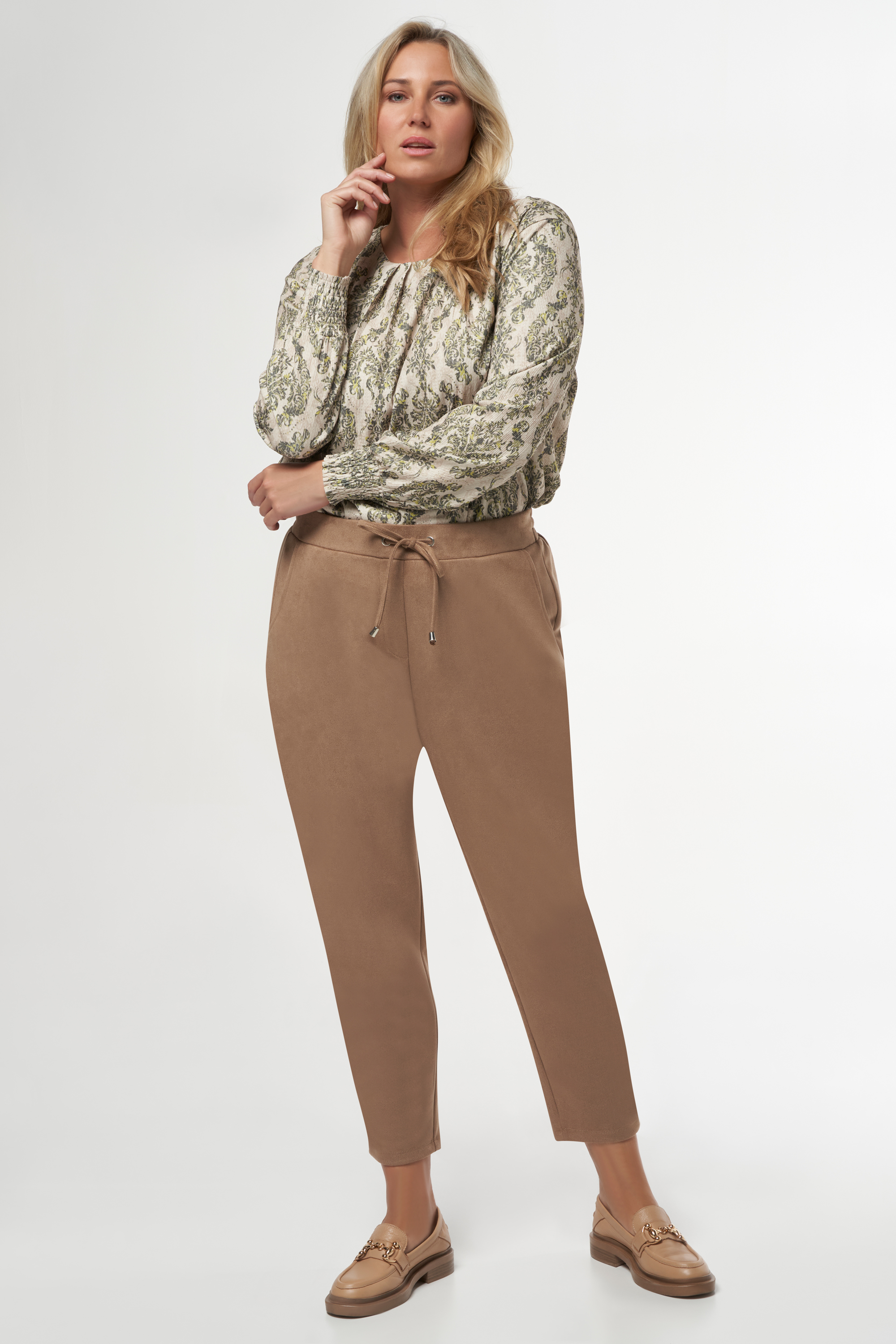 Pantalon en daim store femme